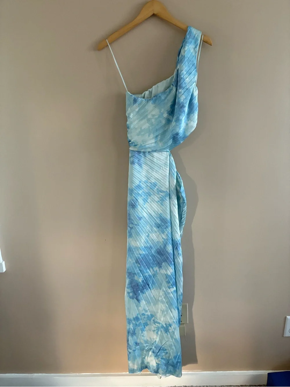 Abercrombie & Fitch Giselle Pleated One-Shoulder Cutout Maxi Dress Blue Medium T